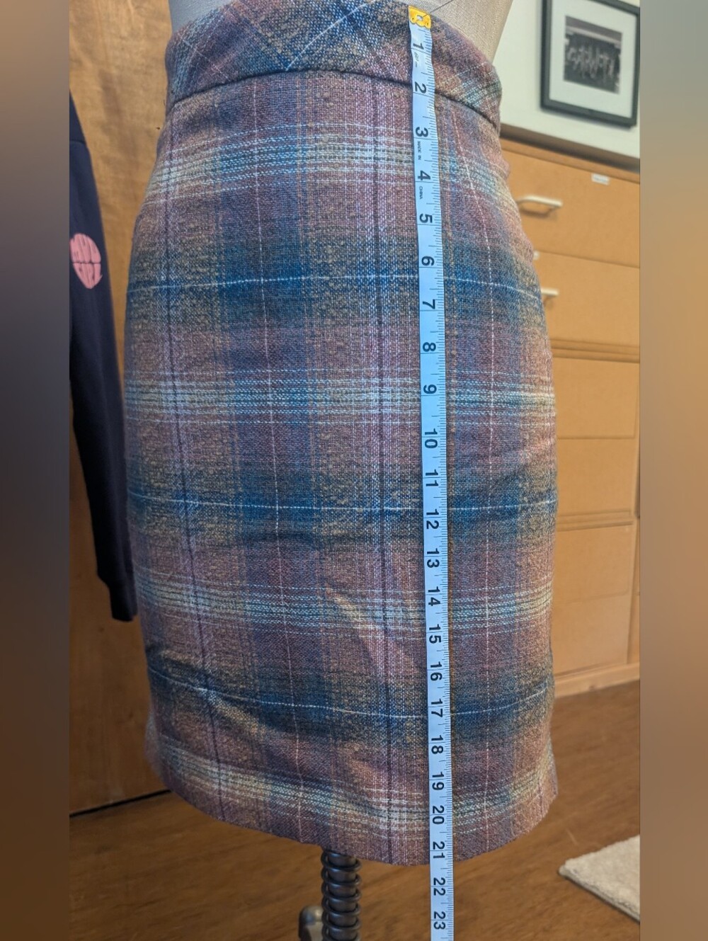 Vintage Women's Plaid Pencil Skirt in Brown and Blue - Size 14